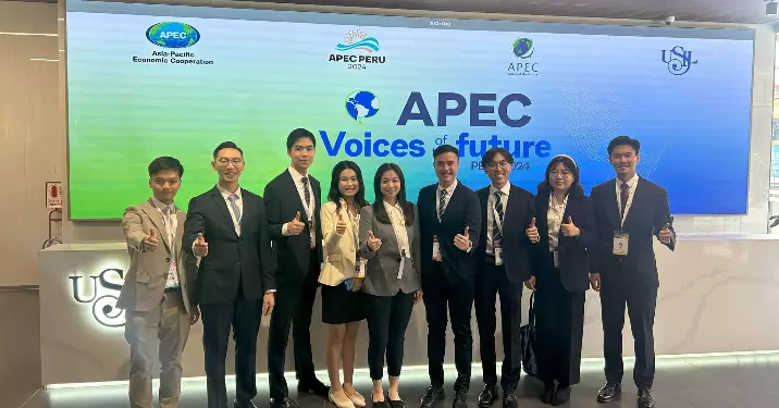 【連青人網絡】—「APEC Voices of the Future」中國香港青年代表團參與青年論壇